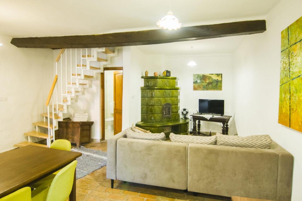 Natura Panzio&Apartmanhaz Orfu Ngoại thất bức ảnh