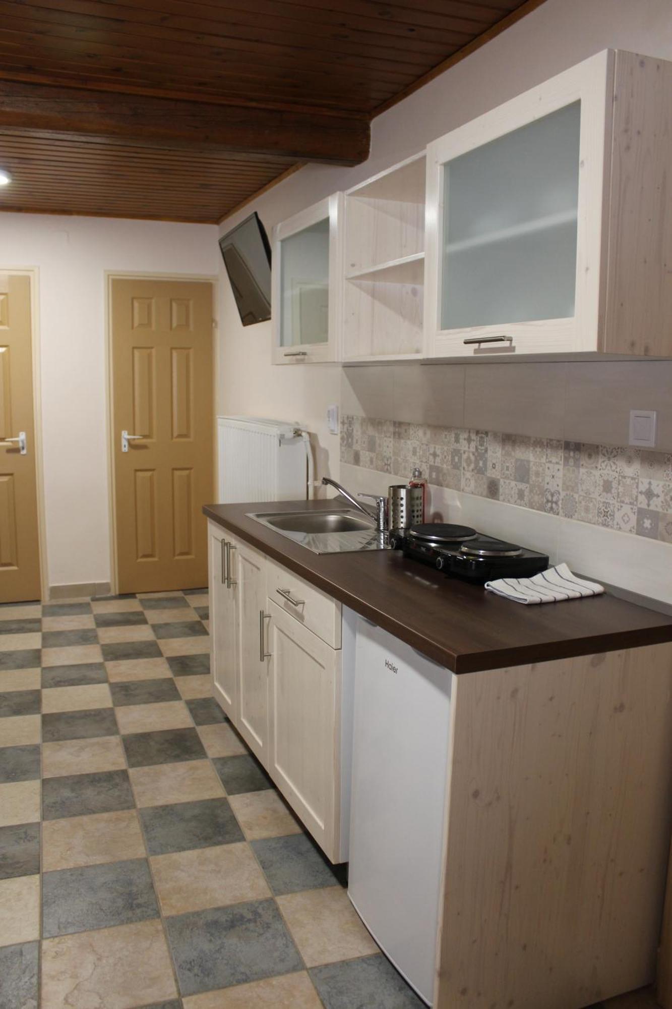 Natura Panzio&Apartmanhaz Orfu Phòng bức ảnh